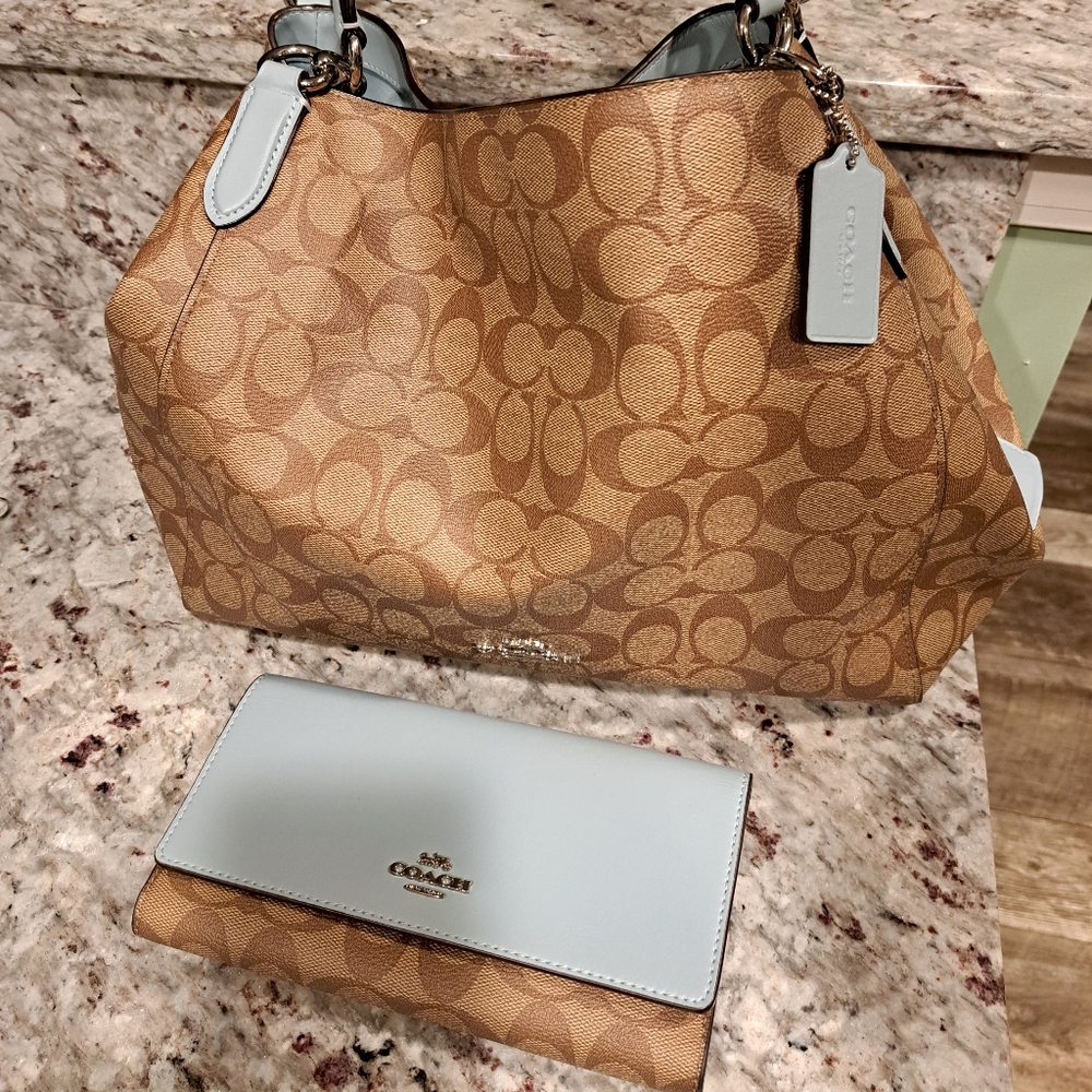 💜NWOT❤STUNNING COACH HALLIE BAG & WALLET SET